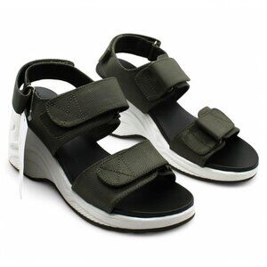 Aqua College Women S Mara Waterproof Sandals